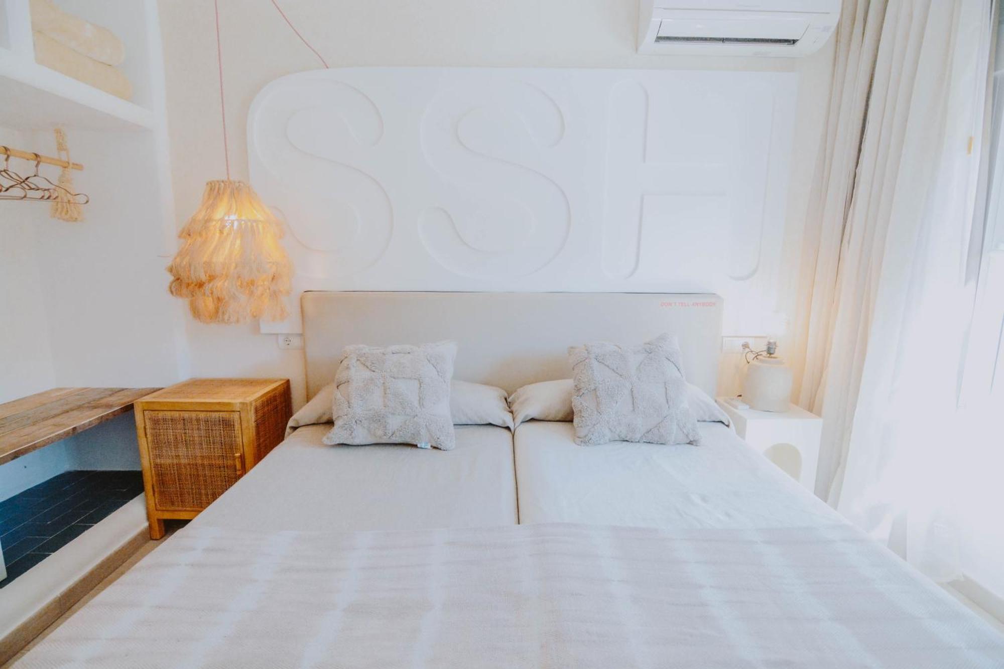 Secret Oasis Ibiza-Only Adults Lejlighedshotel San Antonio  Eksteriør billede